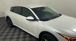 Kia K4 LXS Sedan 2026