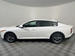 Kia K4 LXS Sedan 2026