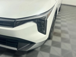 Kia K4 LXS Sedan 2026