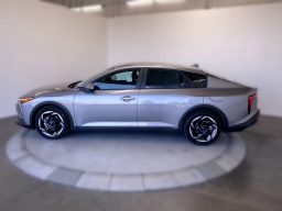 Kia K4 EX Sedan 2026