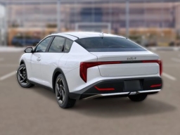 Kia K4 EX Sedan 2026