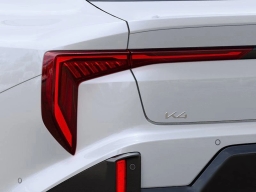 Kia K4 GT-Line Turbo FWD 2025