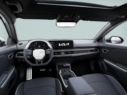 Kia K4 GT-Line Turbo FWD 2025