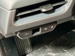 Kia K4 GT-Line FWD 2025