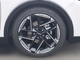 Kia K4 GT-Line FWD 2025