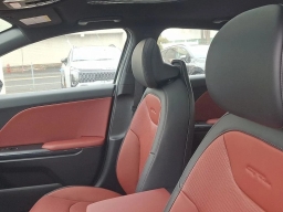 Kia K4 GT-Line FWD 2025