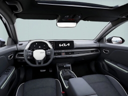 Kia K4 GT-Line FWD 2025
