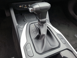 Kia K4 GT-Line FWD 2025