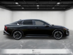 Kia K4 GT-Line FWD 2025