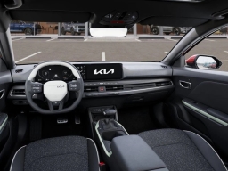 Kia K4 GT-Line FWD 2025