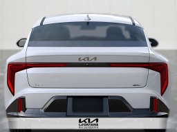 Kia K4 GT-Line FWD 2025