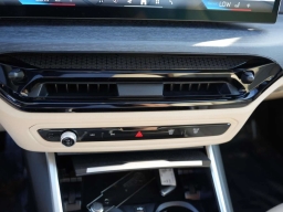 BMW 3 Series 330i NA Sedan 2026