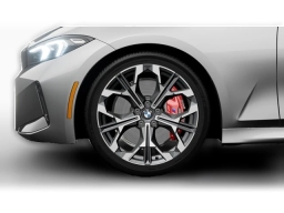 BMW 3 Series 330i NA Sedan 2026