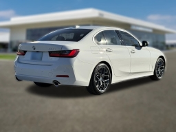 BMW 3 Series 330i NA Sedan 2026