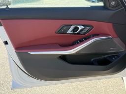 BMW 3 Series 330i NA Sedan 2026