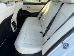 BMW 3 Series 330i NA Sedan 2026