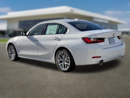 BMW 3 Series 330i NA Sedan 2026