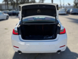 BMW 3 Series 330i NA Sedan 2026