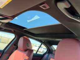 BMW 3 Series 330i NA Sedan 2026