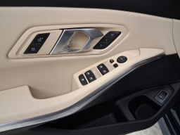 BMW 3 Series 330i NA Sedan 2026