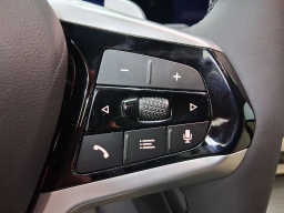 BMW 3 Series 330i NA Sedan 2026