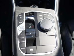 BMW 3 Series 330i NA Sedan 2026