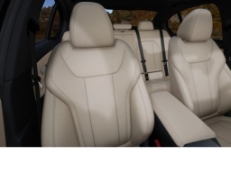BMW 3 Series 330i NA Sedan 2026