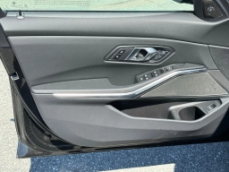 BMW 3 Series 330i NA Sedan 2026