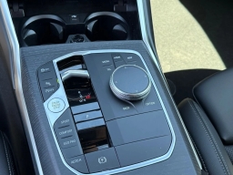 BMW 3 Series 330i NA Sedan 2026