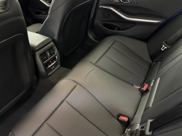 BMW 3 Series 330i NA Sedan 2026