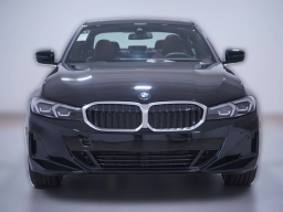 BMW 3 Series 330i NA Sedan 2026