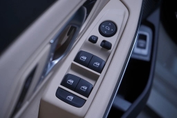 BMW 3 Series 330i NA Sedan 2026