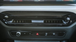 BMW 3 Series 330i NA Sedan 2026