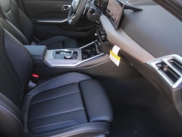 BMW 3 Series 330i NA Sedan 2026