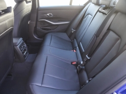 BMW 3 Series 330i NA Sedan 2026