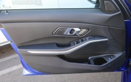 BMW 3 Series 330i NA Sedan 2026