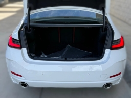 BMW 3 Series 330i NA Sedan 2026