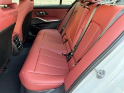 BMW 3 Series 330i NA Sedan 2026