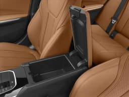 BMW 3 Series 330i NA Sedan 2026