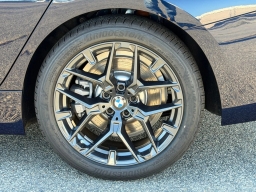 BMW 3 Series 330i NA Sedan 2026