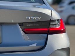 BMW 3 Series 330i NA Sedan 2026