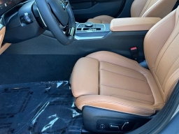 BMW 3 Series 330i NA Sedan 2026