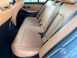 BMW 3 Series 330i NA Sedan 2026