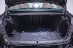 BMW 3 Series 330i NA Sedan 2026