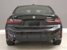 BMW 3 Series 330i NA Sedan 2026