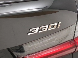 BMW 3 Series 330i NA Sedan 2026