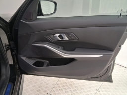 BMW 3 Series 330i NA Sedan 2026