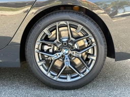 BMW 3 Series 330i NA Sedan 2026