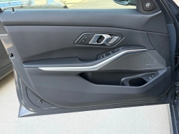 BMW 3 Series 330i NA Sedan 2026