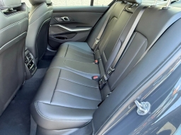 BMW 3 Series 330i NA Sedan 2026